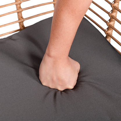 4-teiliges Gartenmöbelset aus geflochtenem Kunststoff – Graue Kissen – 1 Sofa, 2 Sessel, 1 Couchtisch